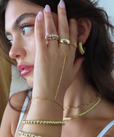 Bar Hand Chain