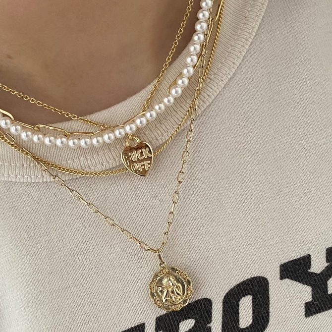 Girly Pearly Necklace - Image 8