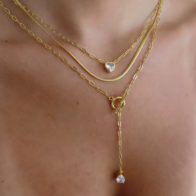 Heart in Chains Necklace - Image 3
