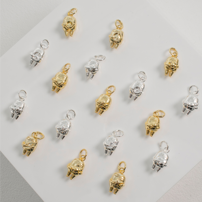 Ketnipz Bean Croissant Charm - Image 9